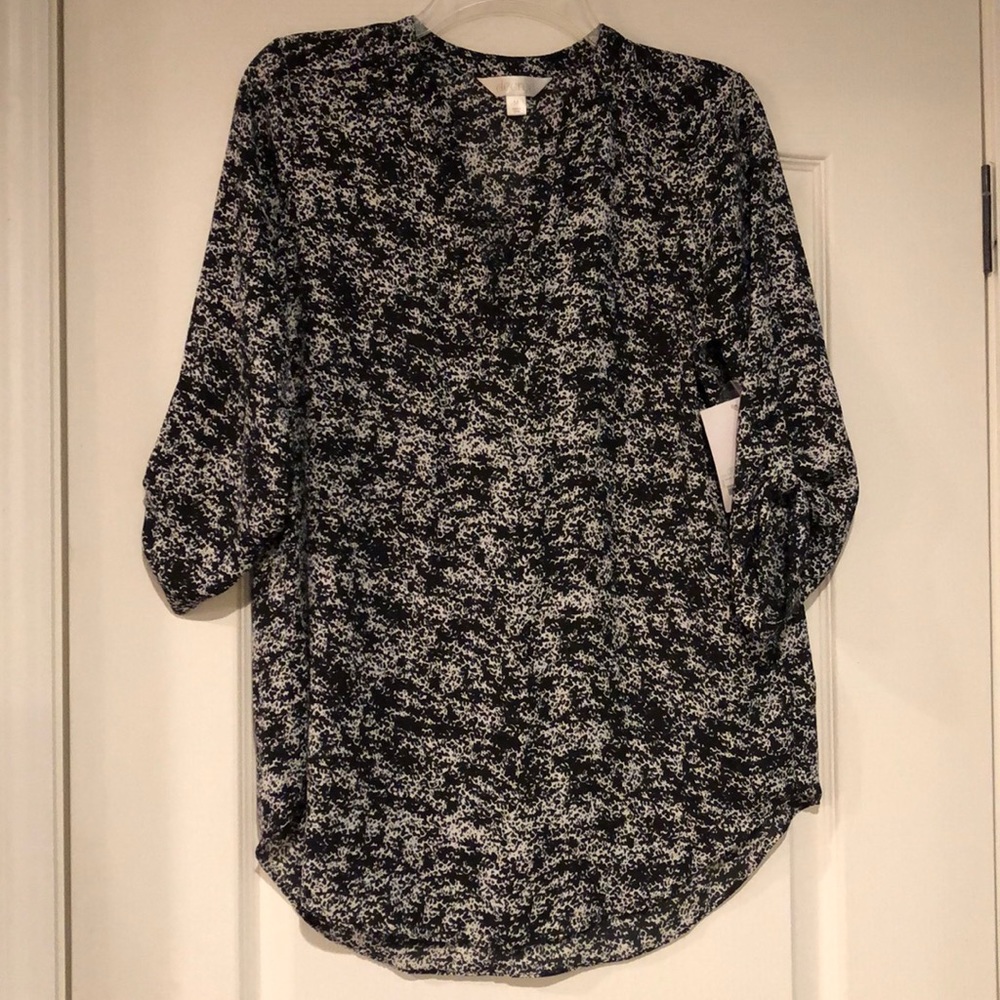 Medium black and white design tunic